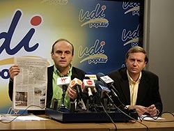 20061220160211-int.jpg